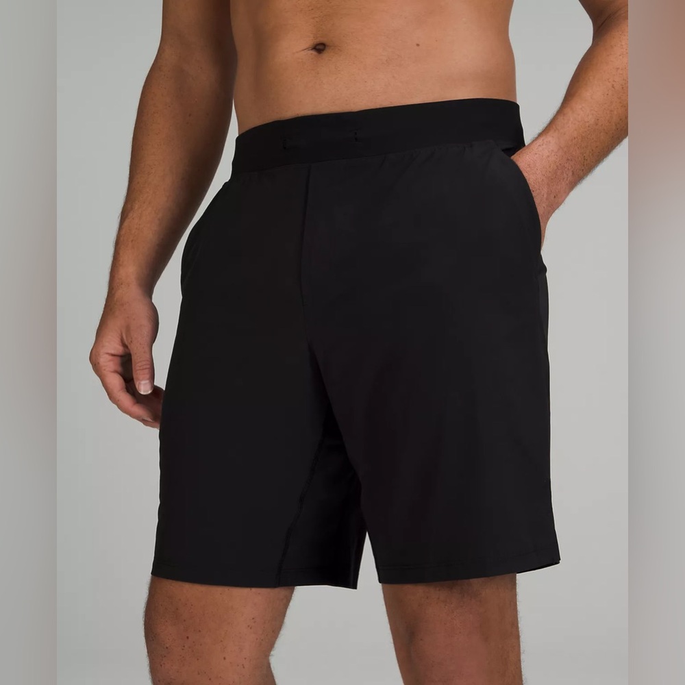 Lululemon men’s large black T.H.E. Linerless Short 9" athletic running shorts
